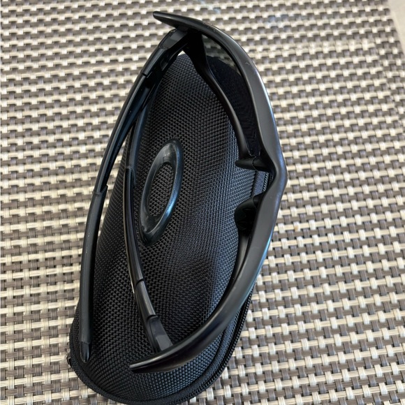 Oakley Straight 11-014 61-18-135 Sunglasses - Picture 2 of 16